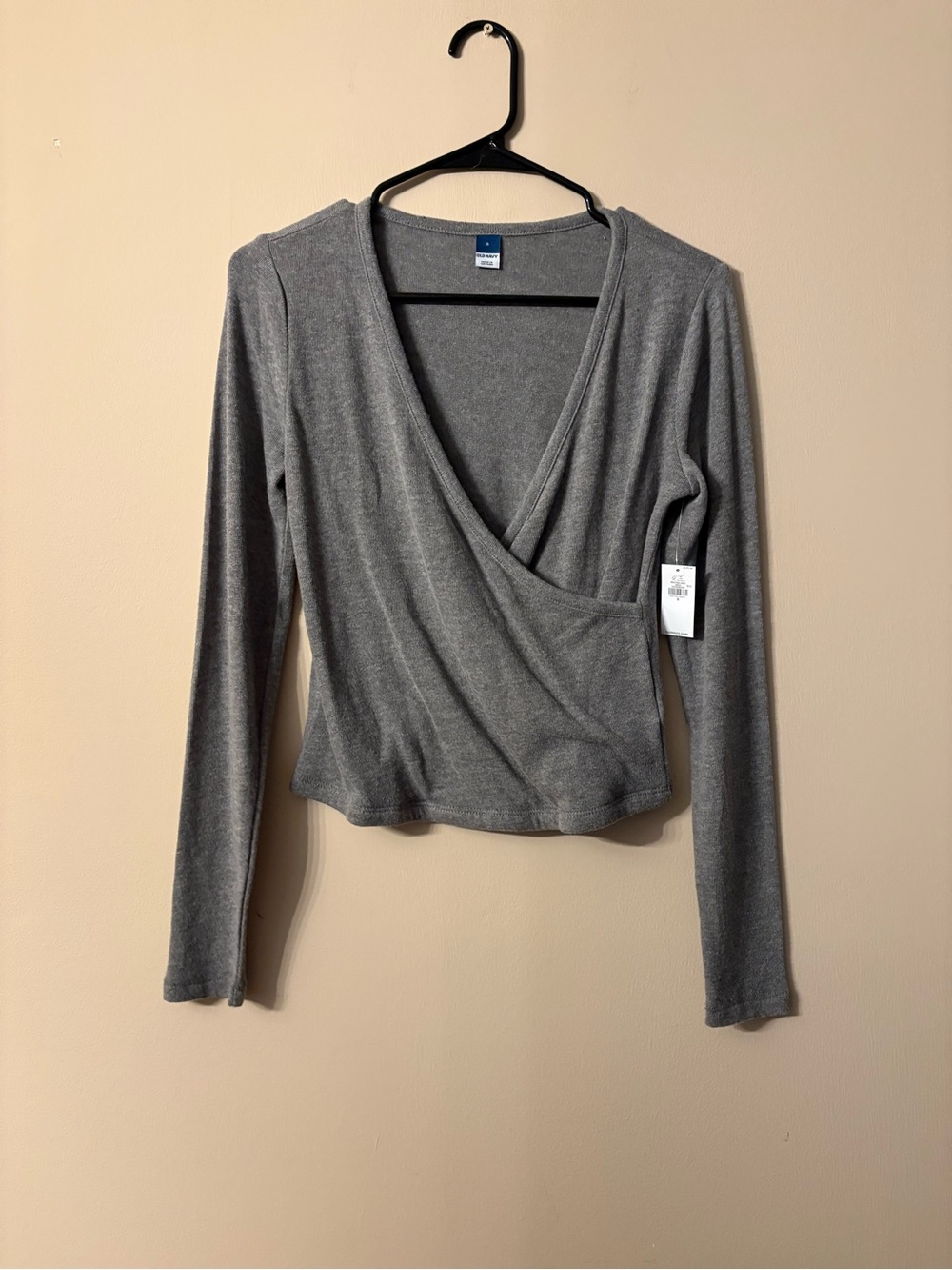 Old Navy Gray Wrap-Front Long Sleeve Top